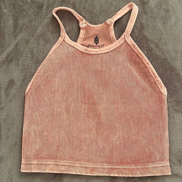 NWOT Free People Happiness Runs Tank Dusty Pink MSRP $30 - Picture 2 of 8